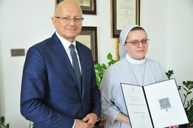 S. Karolina Anna Kołodziejczyk odznaczona medalem 700-lecia
