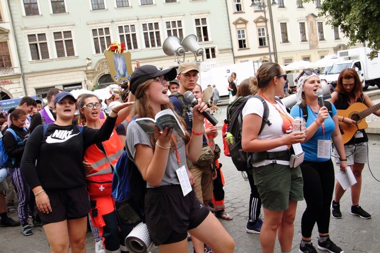 Wyjście 38. Pieszej Pielgrzymki Krakowskiej z Wawelu na Jasną Górę