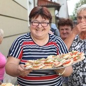 Kanapki muszą być obowiązkowo - mówiły uśmiechnięte panie z Zasola Bielańskiego