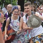 Pielgrzymi podkreślają, że bez poświęcenia nie ma nic wartościowego.