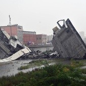 Zawalił się fragment mostu na autostradzie we Włoszech