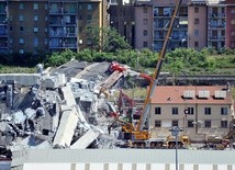 Obcokrajowcy wśród ofiar katastrofy w Genui