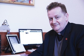 Ksiądz prof. J. Królikowski.