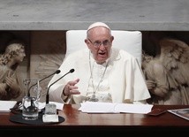 Papież przemawia do rodzin