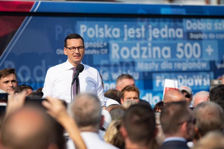 Mateusz Morawiecki spotkał się z mieszkańcami Łowicza