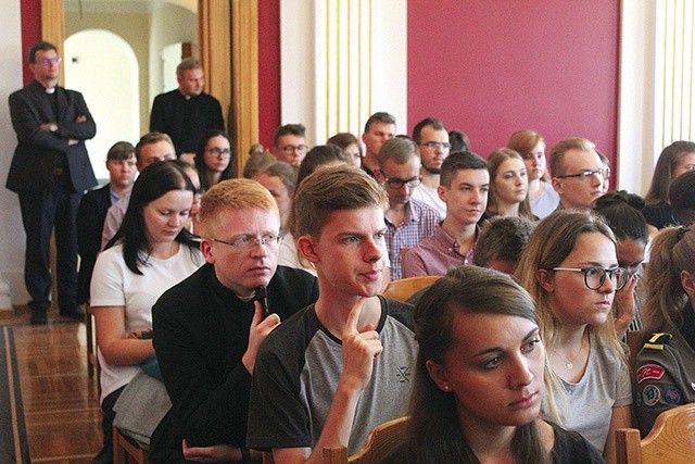 Dyskusja synodalna toczyła się w ostatni weekend wakacji w WSD.