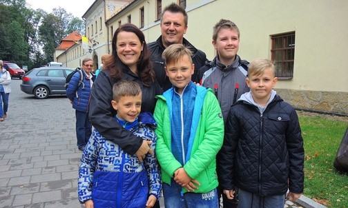 Rodzina Kulów z Grojca po raz kolejny uczestniczyła w pielgrzymce rodzin do Kalwarii Zebrzydowskiej