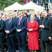 ►	Podczas uroczystości w Wąwolnicy premier Mateusz Morawiecki dziękował rolnikom za ich pracę.