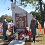 Męcina - obelisk ofiar wojen