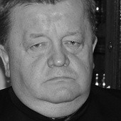 Zmarł ks. kanonik Władysław Nowicki