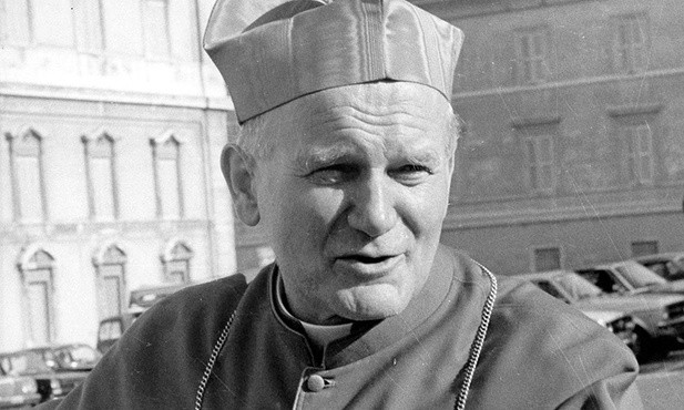 Kardynał Karol Wojtyła w Watykanie podczas sierpniowego konklawe, które wybrało Jana Pawła I
