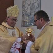 Przekazanie relikwii św. Jana Pawła II