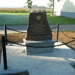 Obelisk w Pasiece Otfinowskiej 