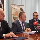 Do udziału w imprezach, które zaplanowano w Radomiu, zaprasza Radosław Witkowski (z prawej)