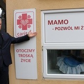 - To ten napis jest od początku. Nigdy nie został zmieniony - mówi ks. Robert Kowalski