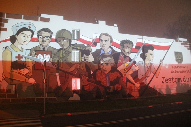Skierniewiccy bohaterowie zostali zaprezentowani w nowoczesnej formie - na muralu