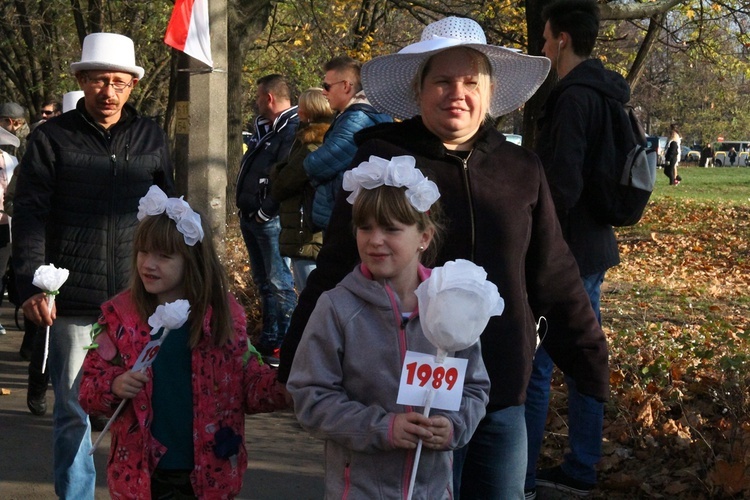 Radosna Parada Niepodległości cz. 4 (z. pl. Społecznego)