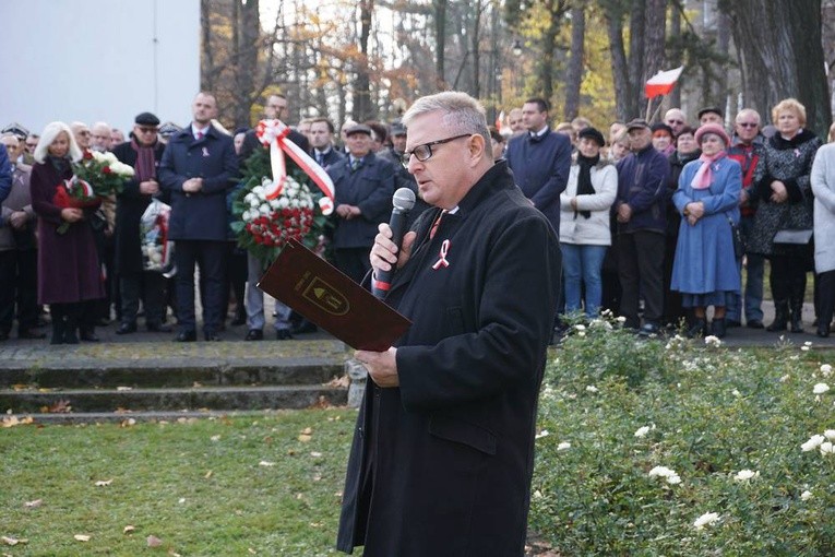 Obchody 100. rocznicy odzyskania niepodległości przez Polskę w Szczawnie-Zdroju