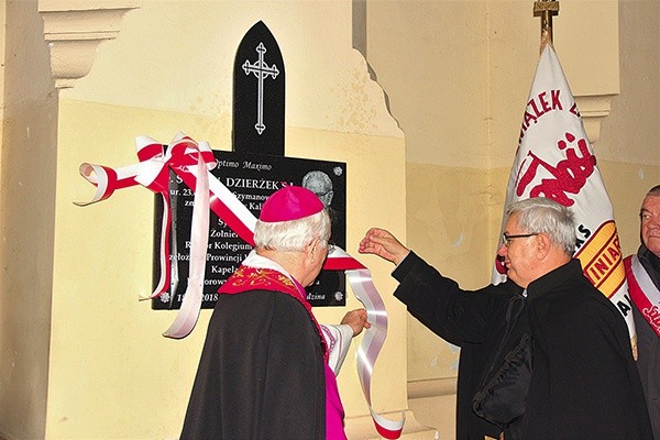 W kościele w Zdunach odsłonięto tablicę poświęconą jezuicie.