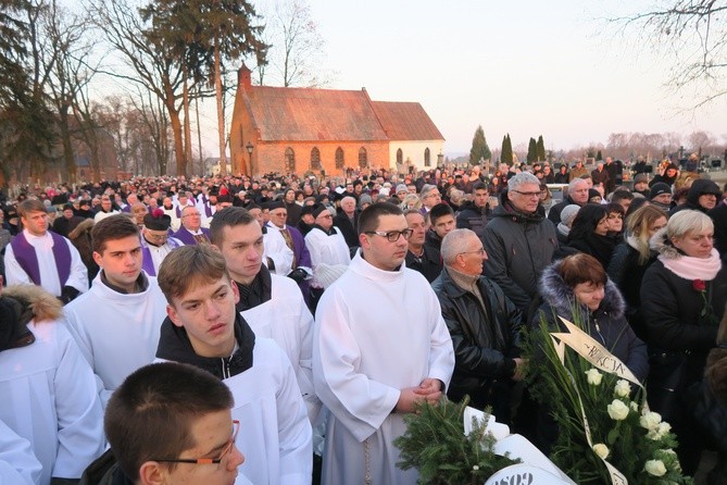 Pogrzeb ks. Adama Łacha - część II