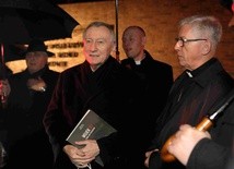 Kardynał Parolin już jest w Katowicach