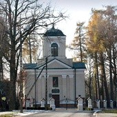 ▼	Zakrzówecki kościół parafialny. 