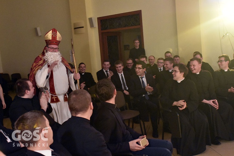 Święty Mikołaj w seminarium