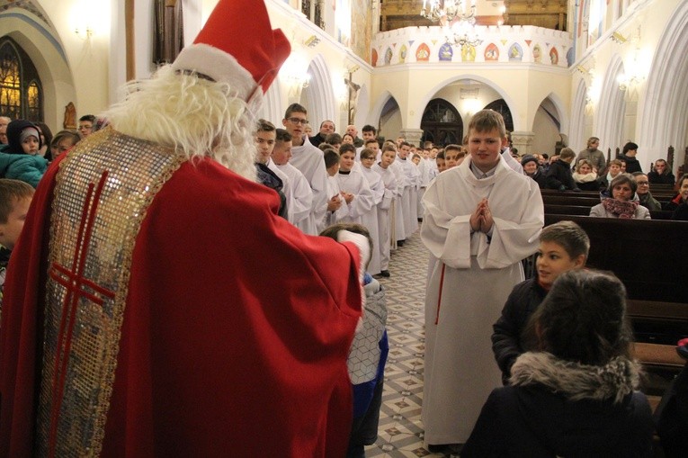 Nowi lektorzy i św. Mikołaj w Ciężkowicach