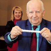 ▲	Mieczysław Głuchowski, dyrektor MOSiR w Sochaczewie, wylosował... sochaczewską parafię. 