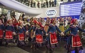 Tur, diabeł i anioł na Centralnym