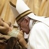 Franciszek przewodniczył Pasterce w Watykanie 