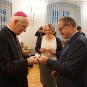 Biskup Ignacy Dec życzył rodzinom rozkwitu miłości