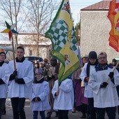 Bez mirry i złota, ale razem