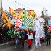 Z aniołami na szczudłach