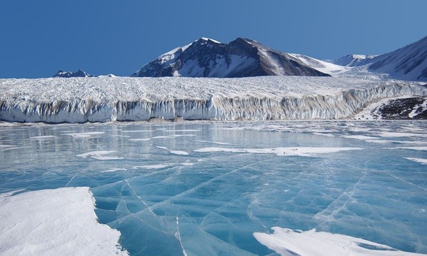 Antarktyda topnieje sześć razy szybciej niż 40 lat temu