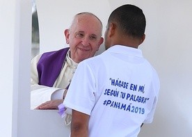 Papież spowiada