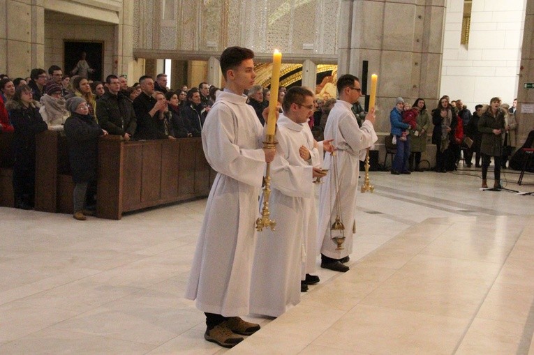 Panama w Krakowie - Eucharystia w sanktuarium św. Jana Pawła II