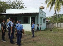 Filipiny: Do meczetu wrzucono granat