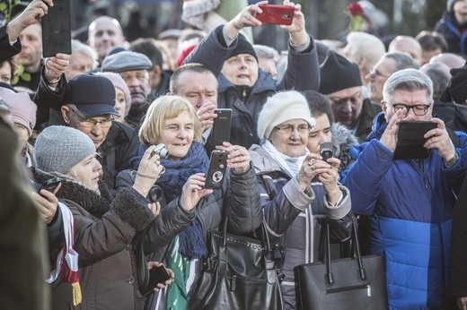 Jan Olszewski spoczął na Powązkach Wojskowych