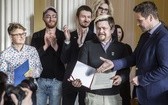 Rafał Trzaskowski podpisał deklarację LGBT+