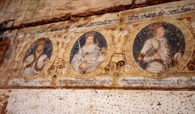 Odnalezione malowidła na jednej ze ścian