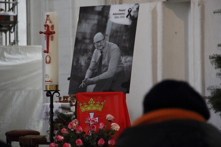 Prokuratura: Zabójca prezydenta Adamowicza będzie obserwowany przez psychiatrów