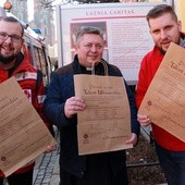 Torby w dłoń! Ruszyła akcja "Talent Miłosierdzia"