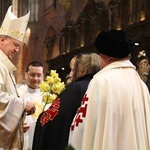 Święto patronalne abp. Józefa Kupnego i nowi nadzwyczajni szafarze Komunii św.