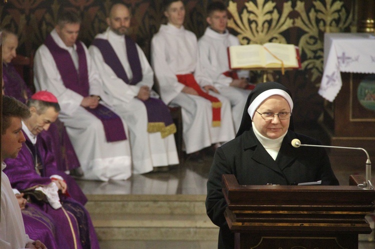 Nawojowa świętowała urodziny rodaczki, która jest chlubą tej parafii
