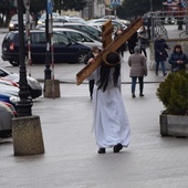 Jezus w Bartoszycach. Przygotowania do premiery młodzieżowego misterium