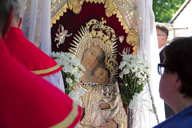 ▲	Matka Boża Oliwska jest patronką RR i lekarką.