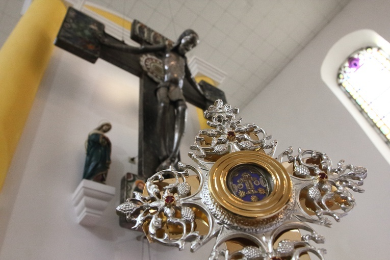 Tyniec Legnicki: nowe sanktuarium w diecezji legnickiej