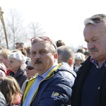 Droga Krzyżowa w intencji trzeźwości w KL Birkenau - 2019