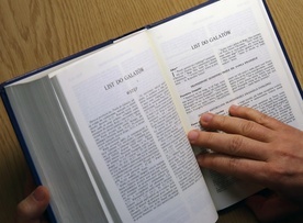 Wielu uczestników dnia skupienia spotyka się co tydzień z ks. Januszem w świdnickim seminarium na czytaniu słowa Bożego.